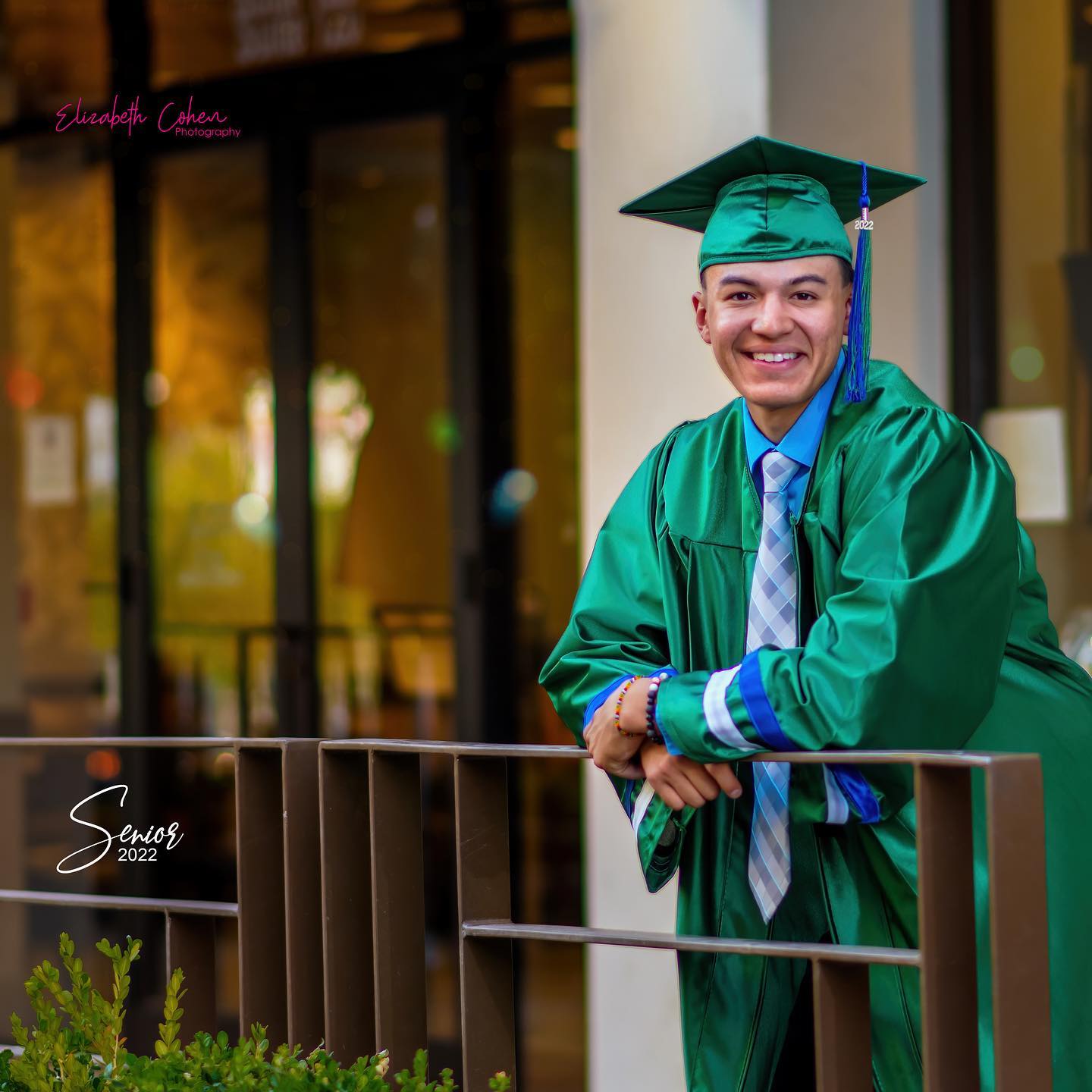 Graduations – Elizabeth Cohen Photography